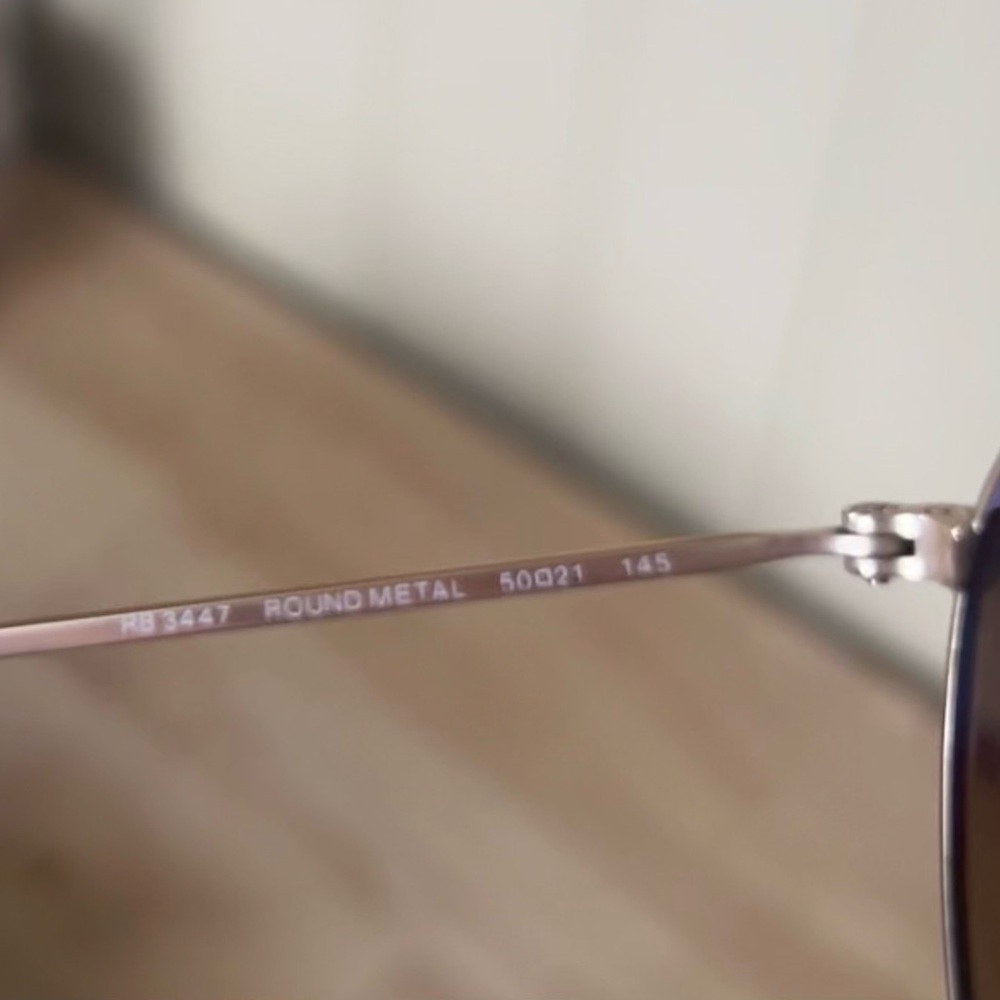 Ray-Ban Gold Frame Sunglasses with Brown Lenses - Picture 4 of 4